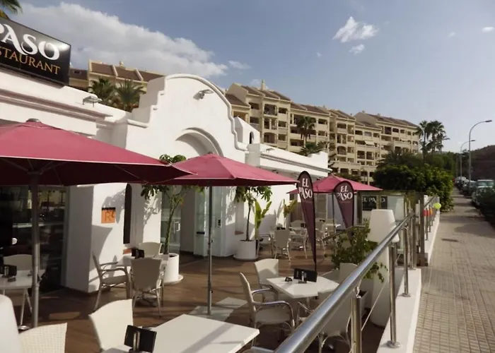 Διαμέρισμα Bright With Pool & Garden View Ref C014 *